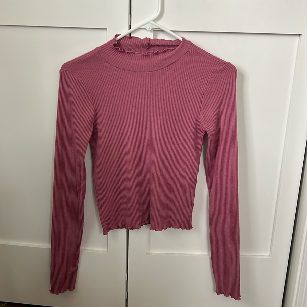 American Eagle purple ribbed mock-neck long sleeve in size XS